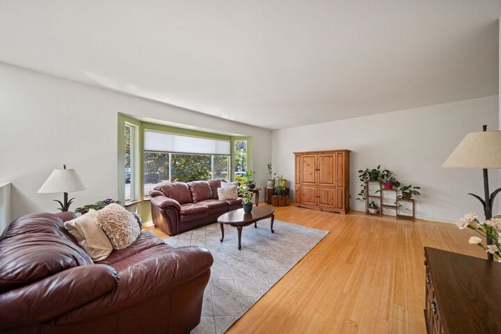 Property Photo: 11791 229th Street BC V2X 6P9