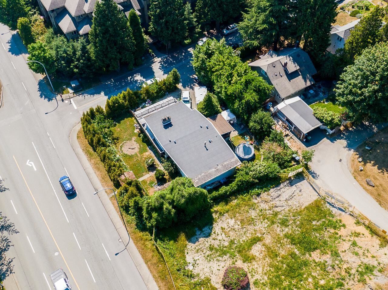 Property Photo: 39 E Eighth Avenue BC V3L 4J4