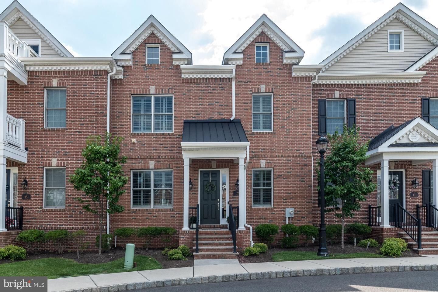 Property Photo:  17 Creekview Lane  PA 19067 