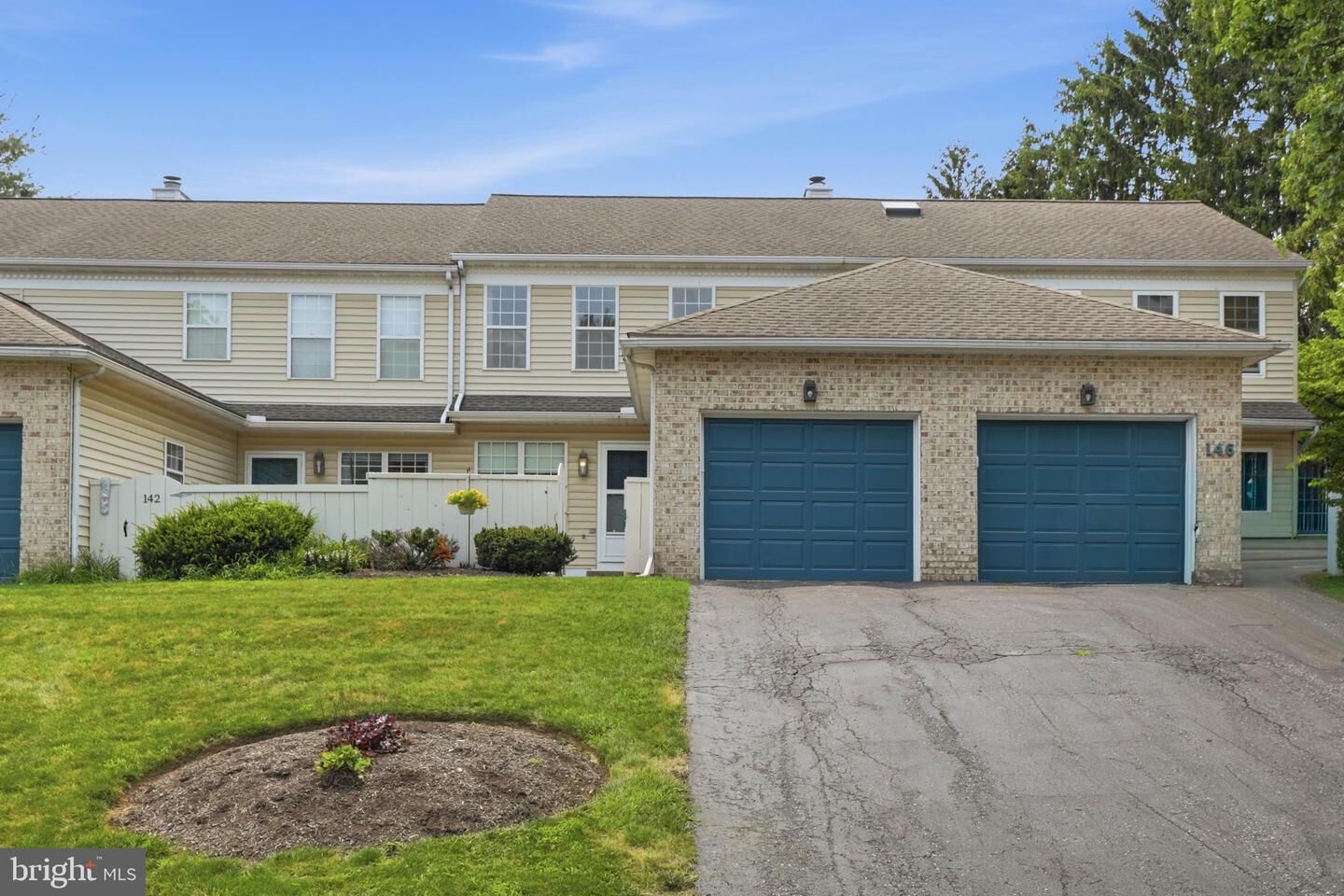 Property Photo:  144 Pinnacle Point Drive  PA 17601 