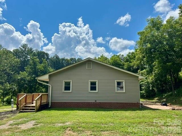 Property Photo:  169 Double Island Road  NC 28714 