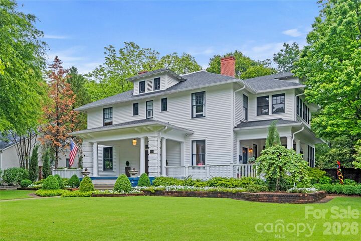 Property Photo:  2100 The Plaza Road  NC 28205 