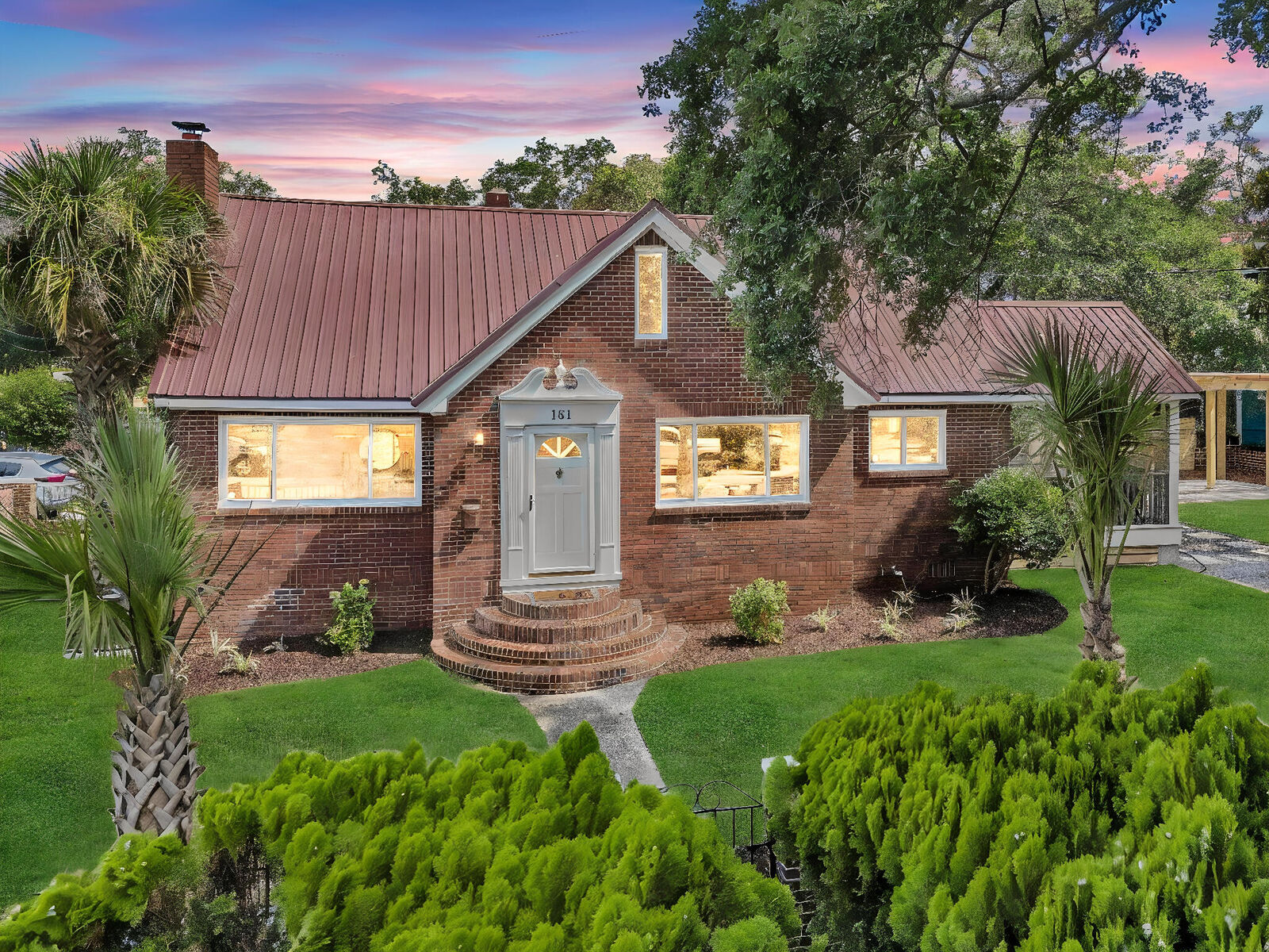 Property Photo:  161 Gordon Street  SC 29403 