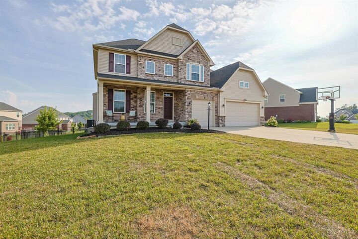 Property Photo:  2706 Hartfield Lane  OH 45040 