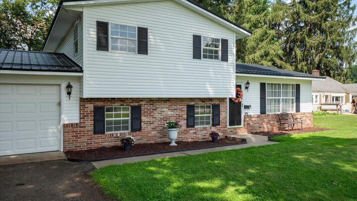 Property Photo: 29 Hall Avenue OH 43055
