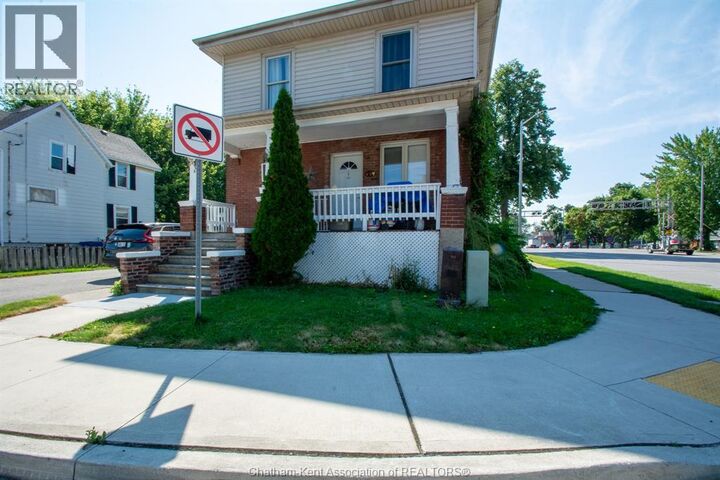 Property Photo:  168 Harvey Street  ON N7M 1M5 