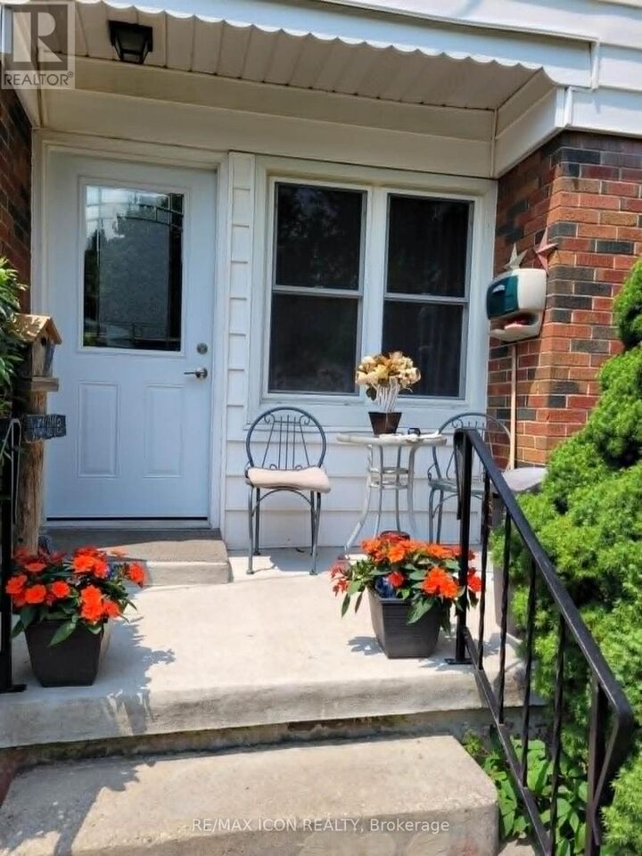 Property Photo: 1385 7th Avenue West ON N4K 5K5