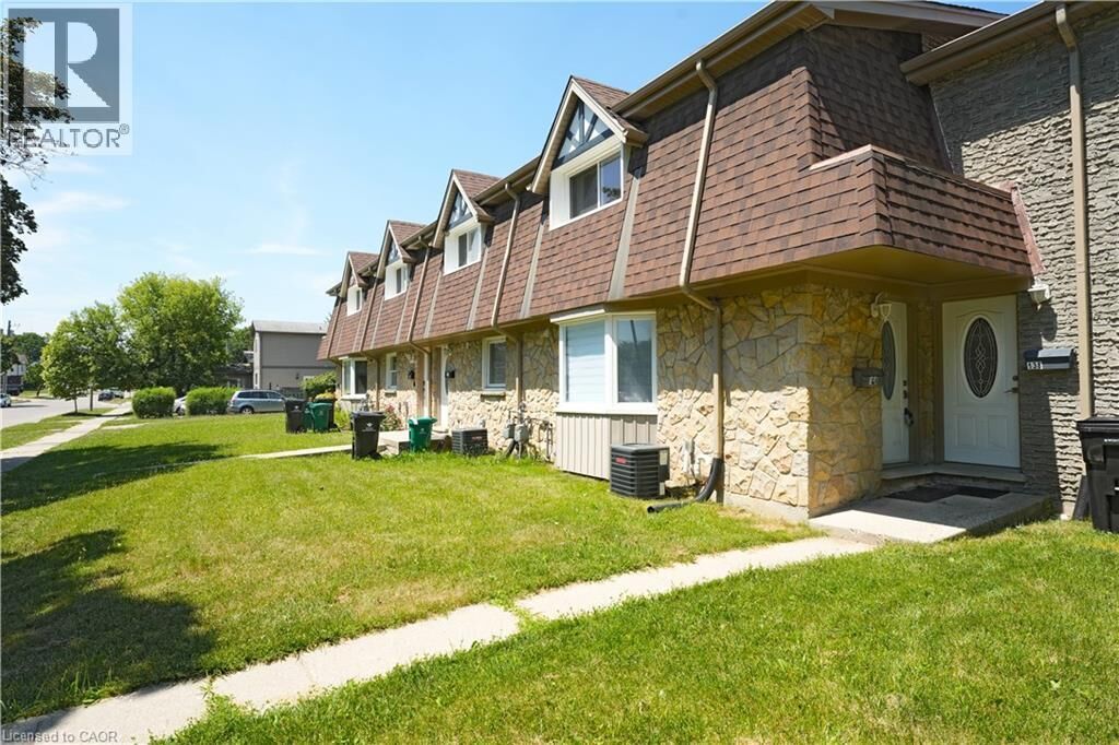 Property Photo:  136 Jansen Avenue  ON N2A 2L7 