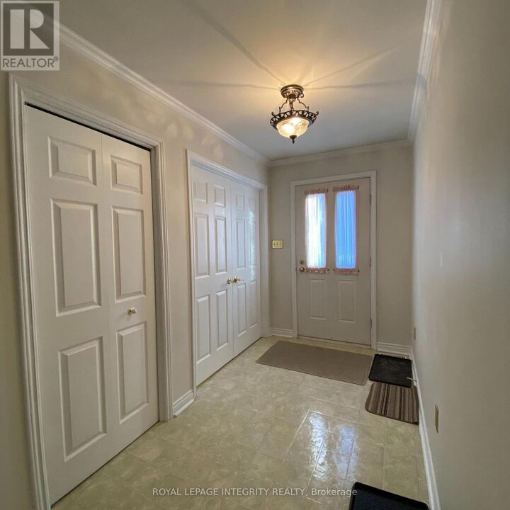 Property Photo:  137 Ramsay 5A Corners  ON K7C 3P1 