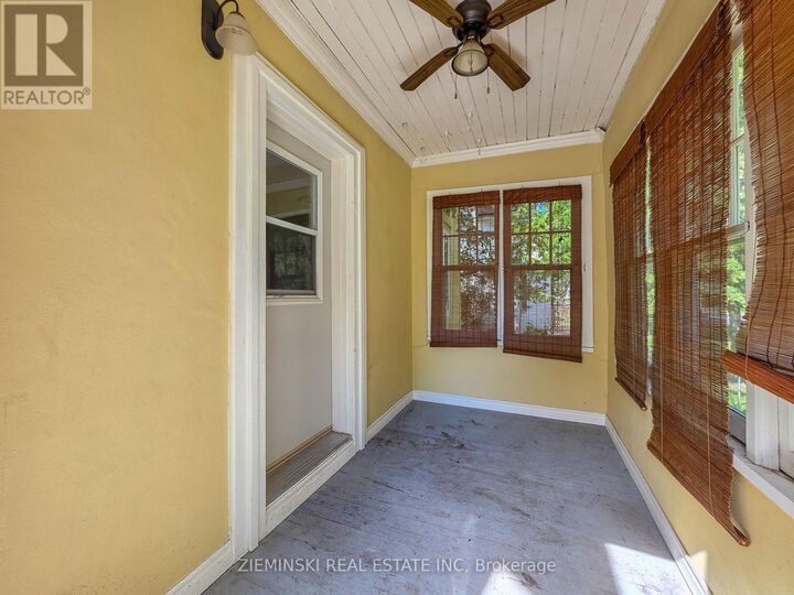 Property Photo: 142 Devonshire Avenue ON P0K 1E0