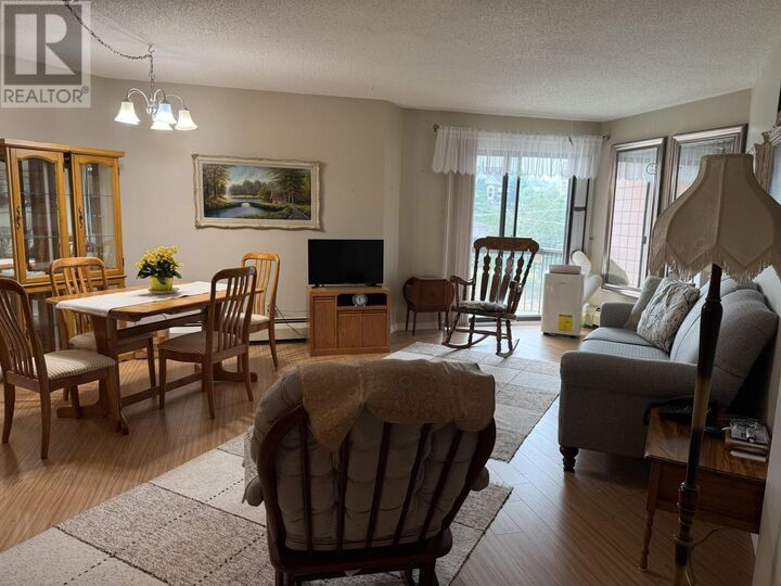 Property Photo: 302 165 Court St N ON P7A 7V1
