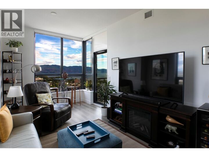 Property Photo:  1488 Bertram Street 3005  BC V1Y 0M6 