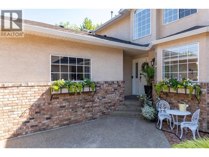 Property Photo:  527 Yates Road 34  BC V1V 1Z5 