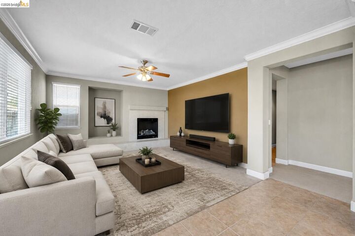 Property Photo: 1525 Coleridge Way CA 94505