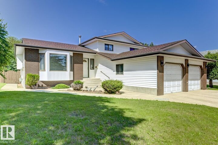 Property Photo: 118 Aspen Avenue AB T9A 3G7