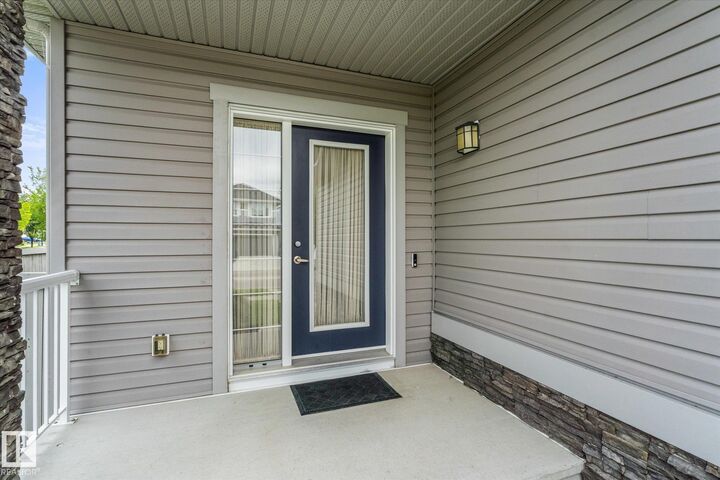 Property Photo:  5749 56A Street  AB T4X 0G1 