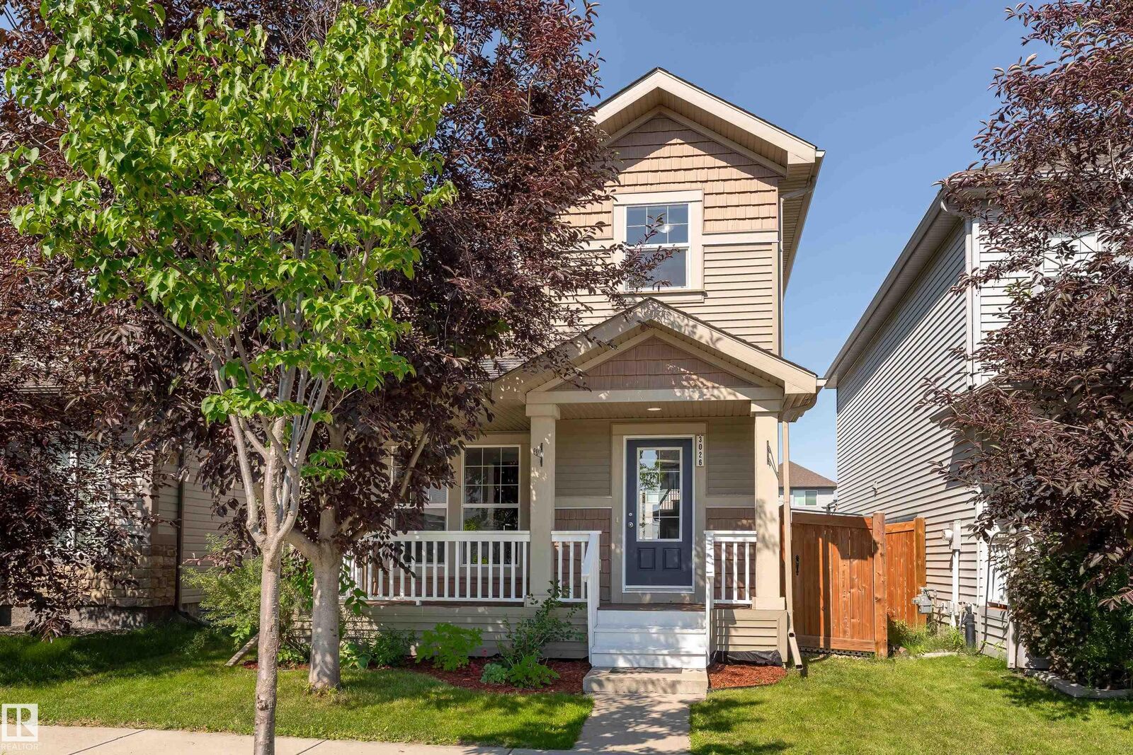 Property Photo: 3026 Carpenter Landing Landing SW AB T6W 2Z2