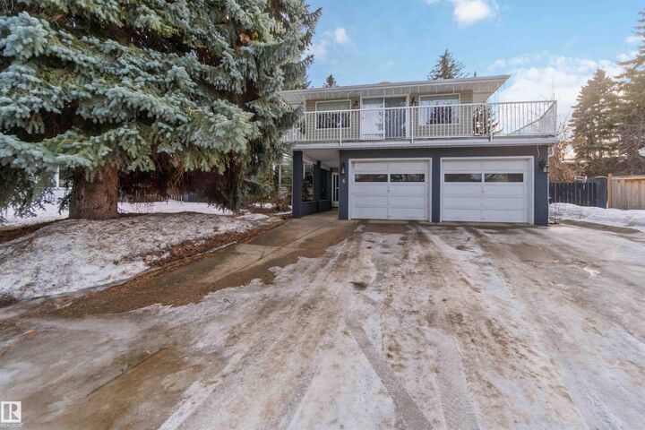 Property Photo: 6 Garraway Pl AB T8N 2A1
