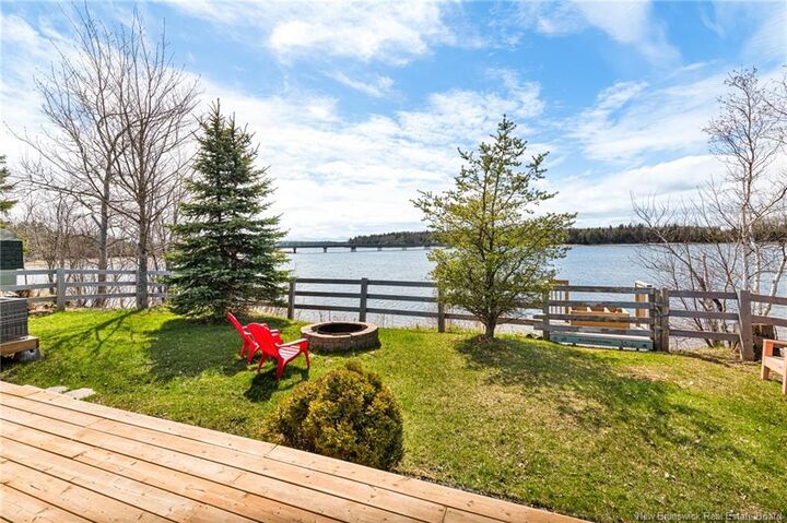 23 Robert Lane — photo 1