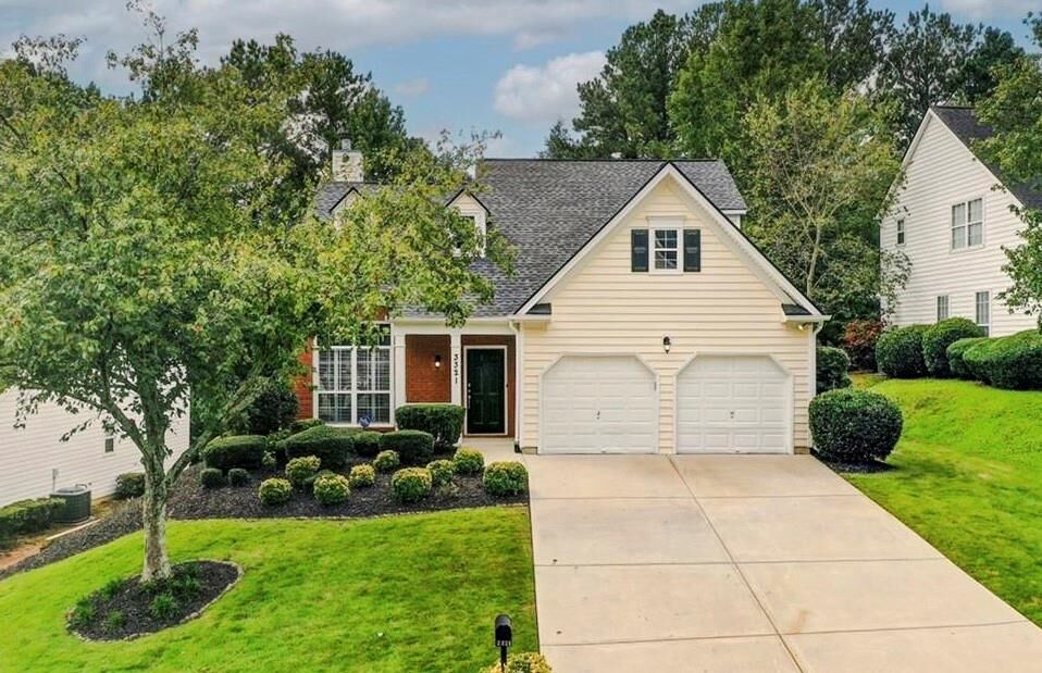 Property Photo: 3321 Serenade Court GA 30004