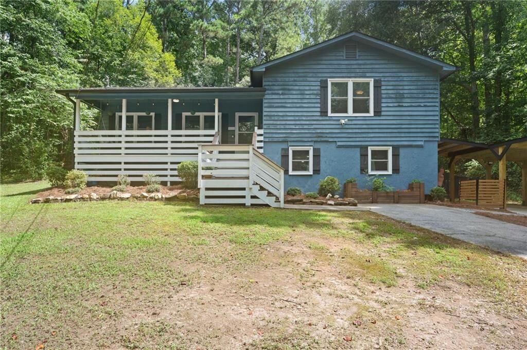 Property Photo: 6804 Union Hill Road GA 30115