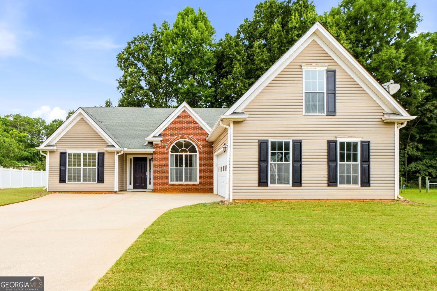 Property Photo:  260 Sandstone Drive  GA 30228 