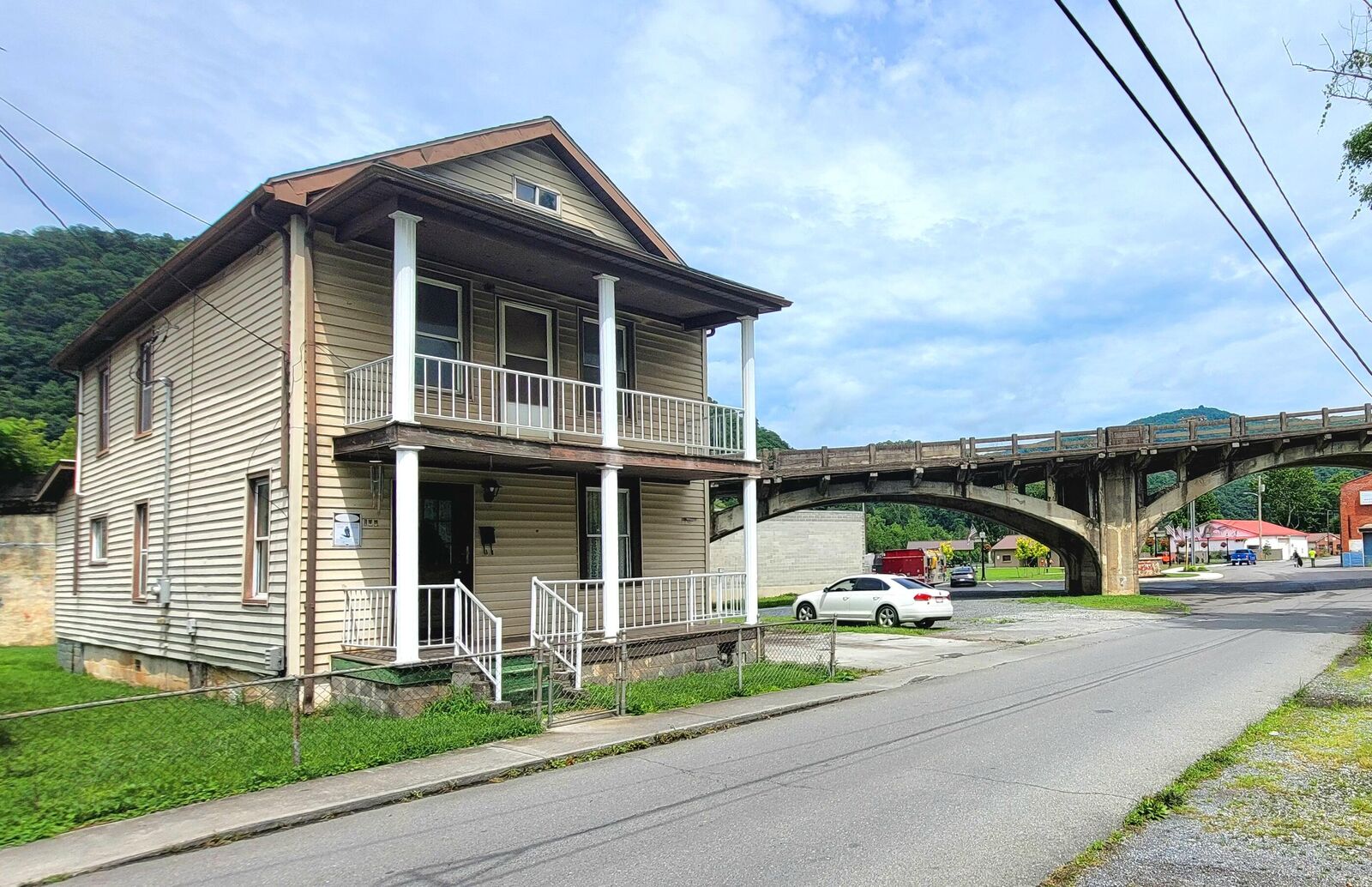 Property Photo:  108 Grace St  WV 25951 