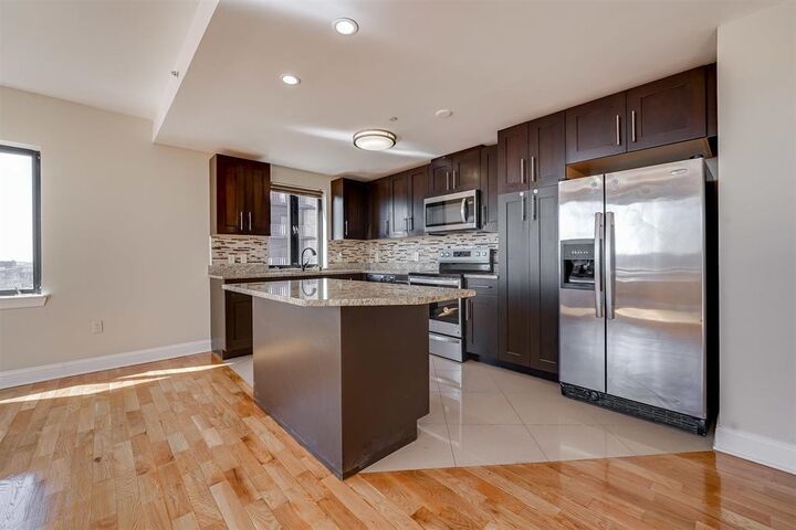 Property Photo: 29 1st St 701 NJ 07601