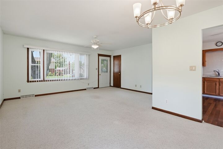 Property Photo: 6671 NW 4th Court IA 50313