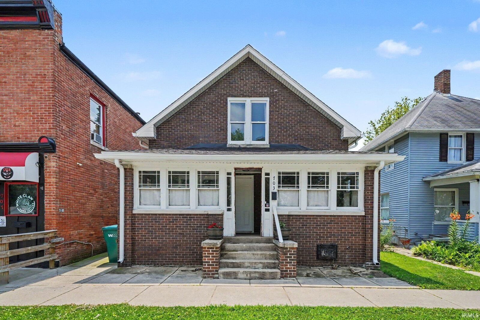 Property Photo:  703 W 4th Street  IN 46544 