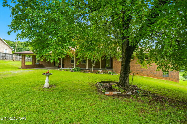 Property Photo: 2866 Williams Ferry Rd TN 37771