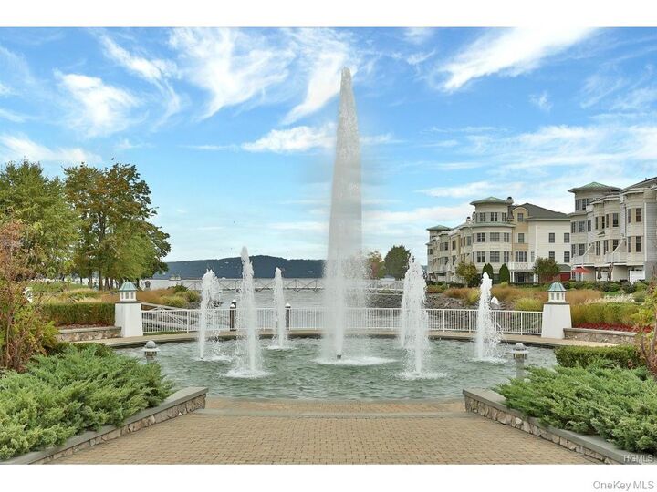 Property Photo: 1415 Round Pointe Drive NY 10927