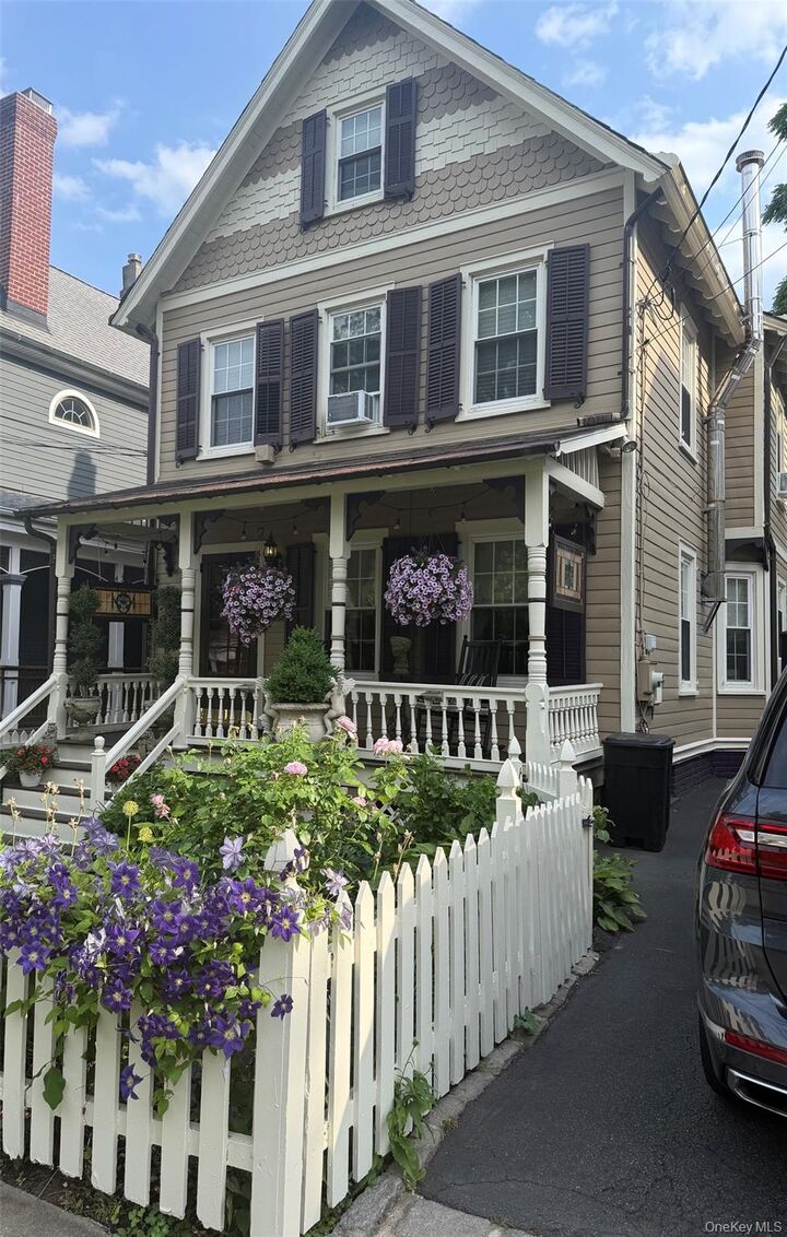 Property Photo:  133 Cedar Hill Avenue  NY 10960 