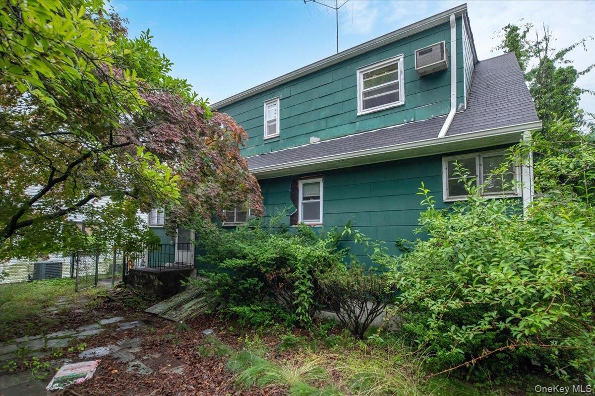Property Photo: 72 Twin Avenue NY 10977