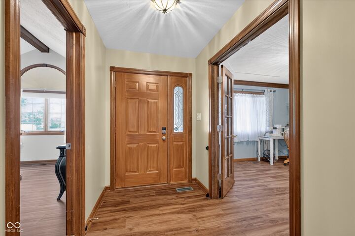 Property Photo:  1323 Park Meadow Drive  IN 46107 