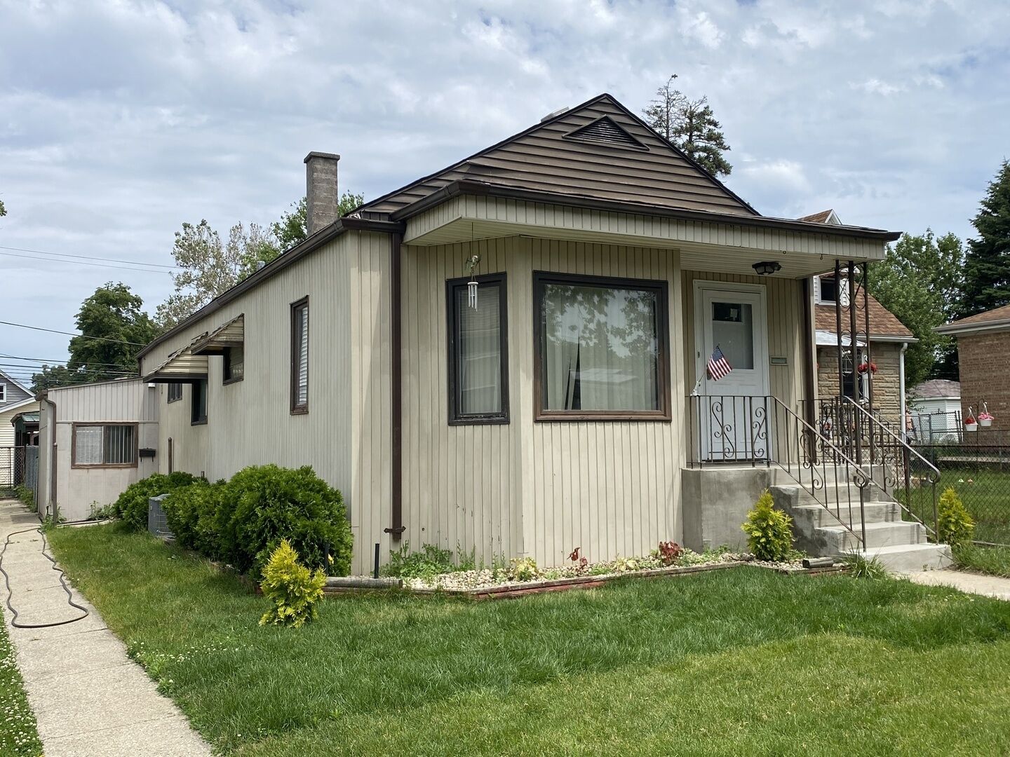 Property Photo:  2734 W 98th Place  IL 60805 