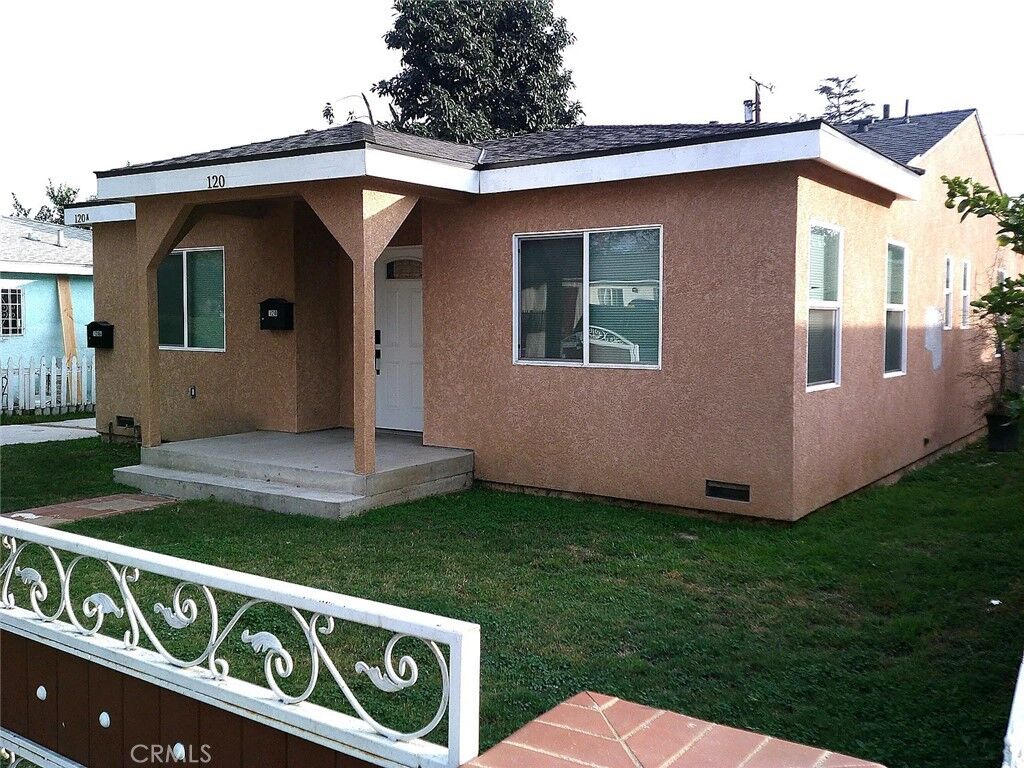 Property Photo: 120 E 68th St CA 90805