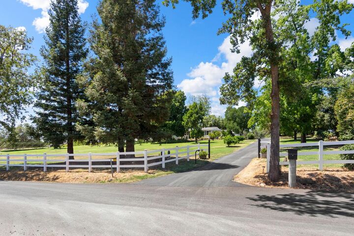 Property Photo: 4245 Burnett Road CA 95648