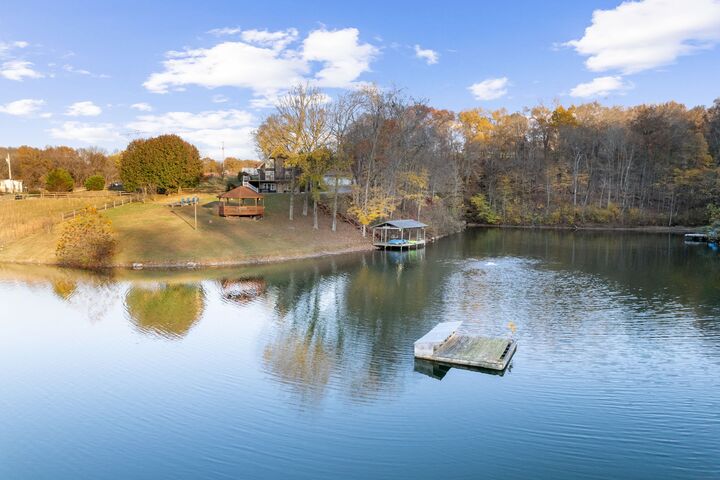 Property Photo: 3721 S Hyde Rd TN 37172