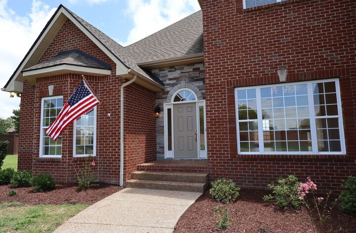 Property Photo: 203 James Matthew Ln TN 37122
