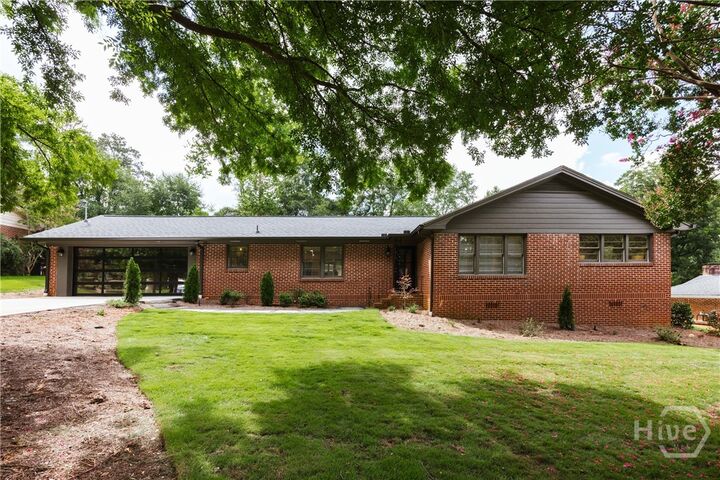 Property Photo: 339 Beechwood Drive GA 30606