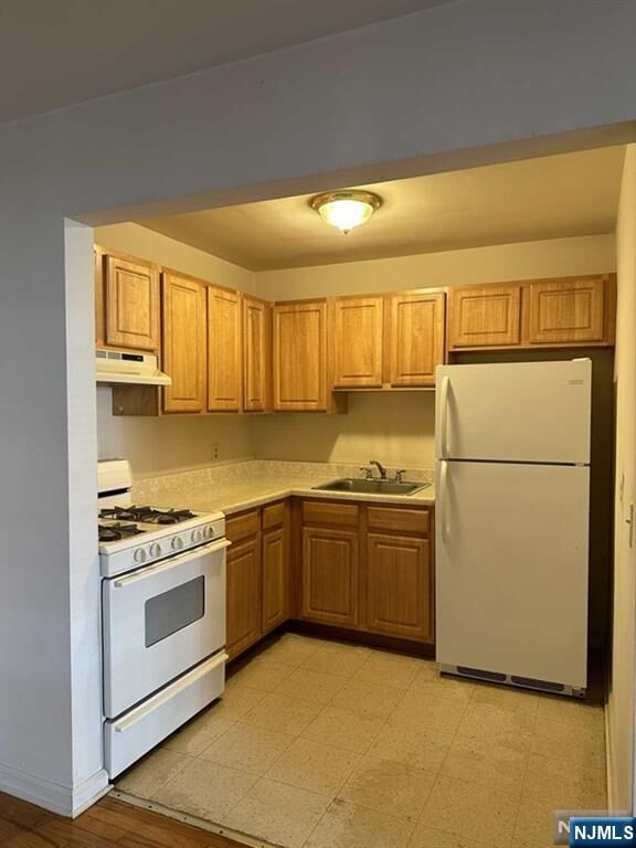 Property Photo:  565 Grove Street A-5  NJ 07013 