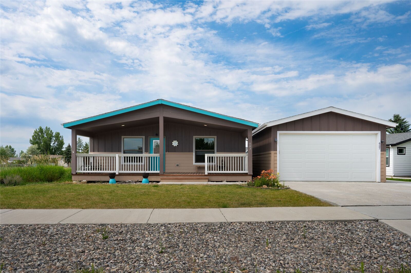 Property Photo: 607 Meadow Circle MT 59714