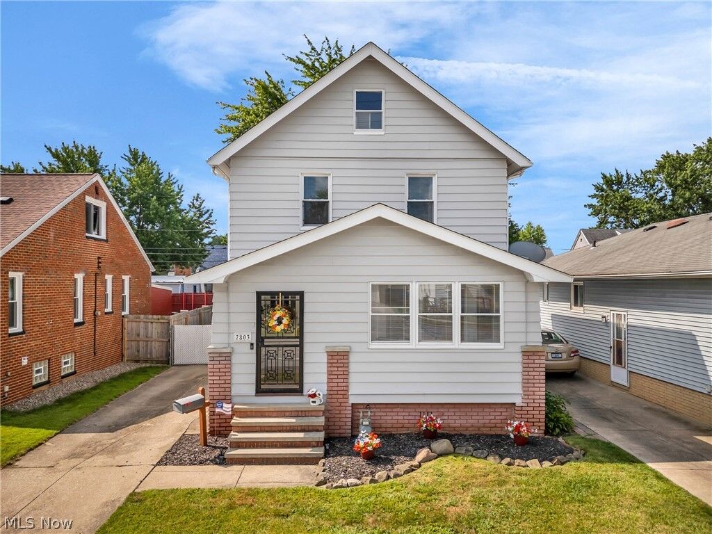 Property Photo:  7803 Snow Road  OH 44129 