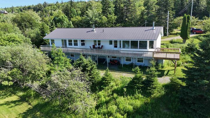 5877 West Bay Road — photo 1