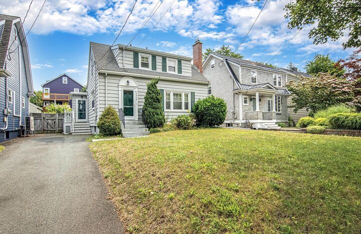 Property Photo: 2575 Connaught Avenue NS B3L 2Z5