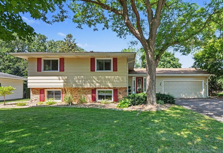 Property Photo:  436 Rice Creek Boulevard NE  MN 55432 