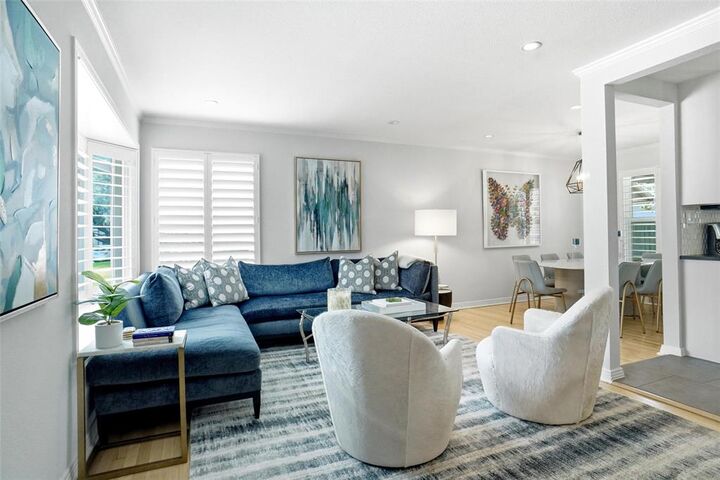Property Photo: 3975 Clover Lane TX 75220