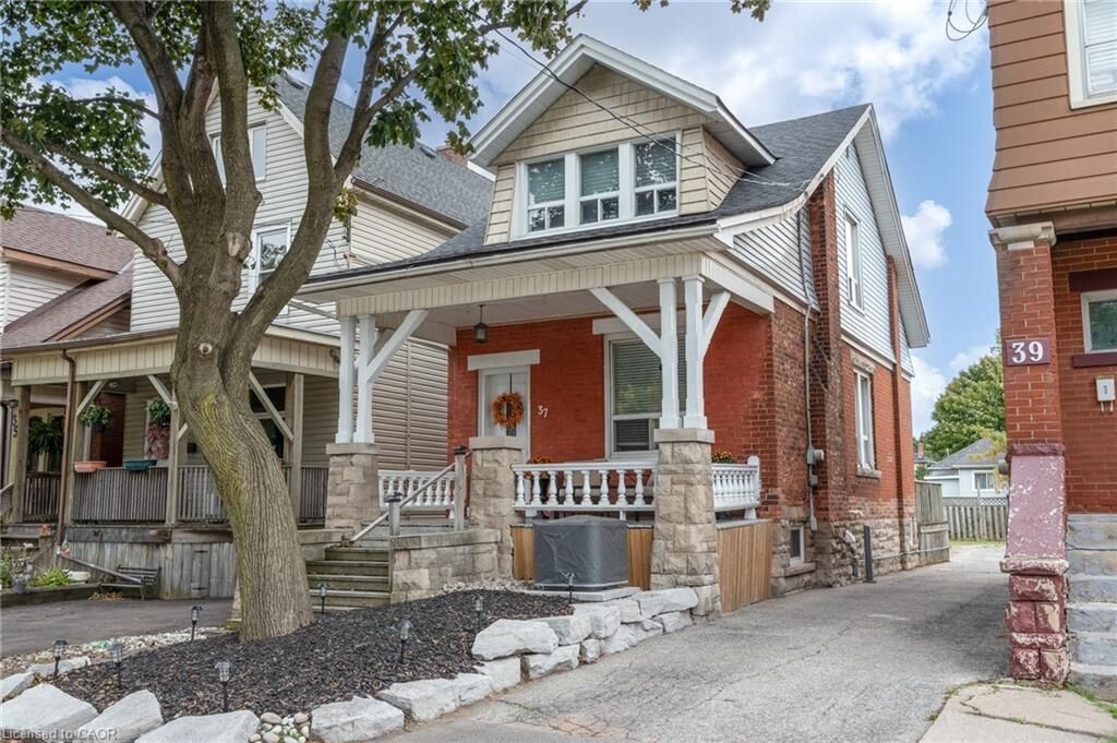 Property Photo:
