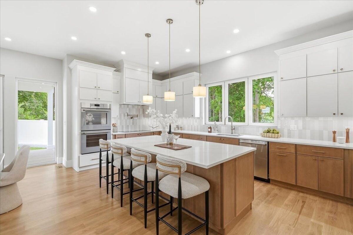 Property Photo:  262 River St  MA 02465 